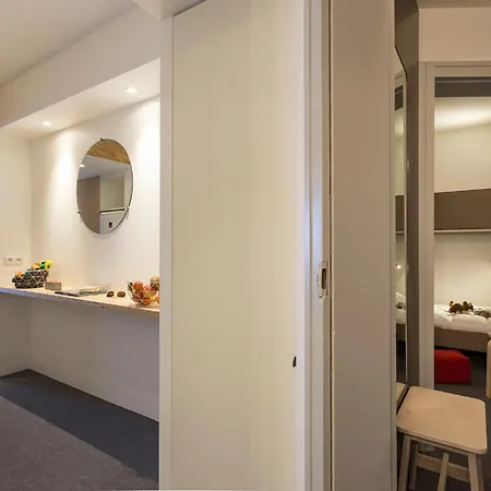 Apartment Renove, Pistes Et Commerces A Proximite, Balcon, 8 Pers, 3 Pieces - Fr-1-346-316